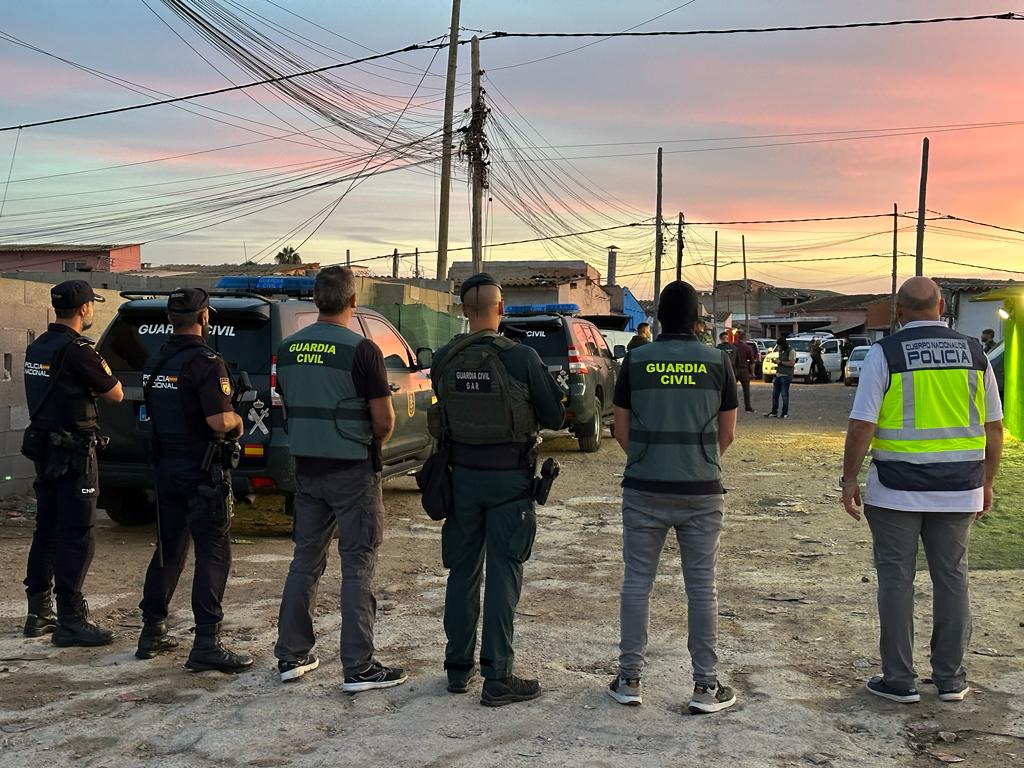 16 detenidos en el último operativo contra el narcotráfico y el crimen organizado en Son Banya 16 detenidos en el último operativo contra el narcotráfico y el crimen organizado en Son Banya