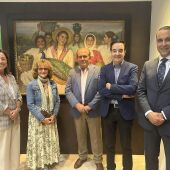 Caja Rural de Extremadura renueva sus acuerdos con Cocemfe y Fundación Primera Fila