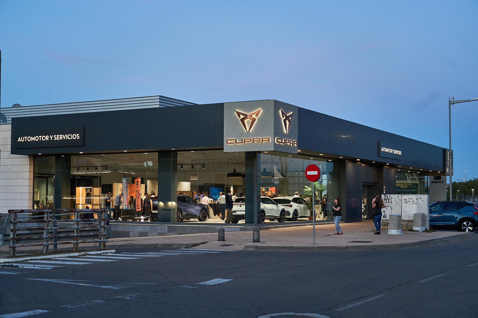 Cupra Garatge de Lleida presenta els nous models híbrids i elèctrics Cupra Garatge de Lleida presenta els nous models híbrids i elèctrics