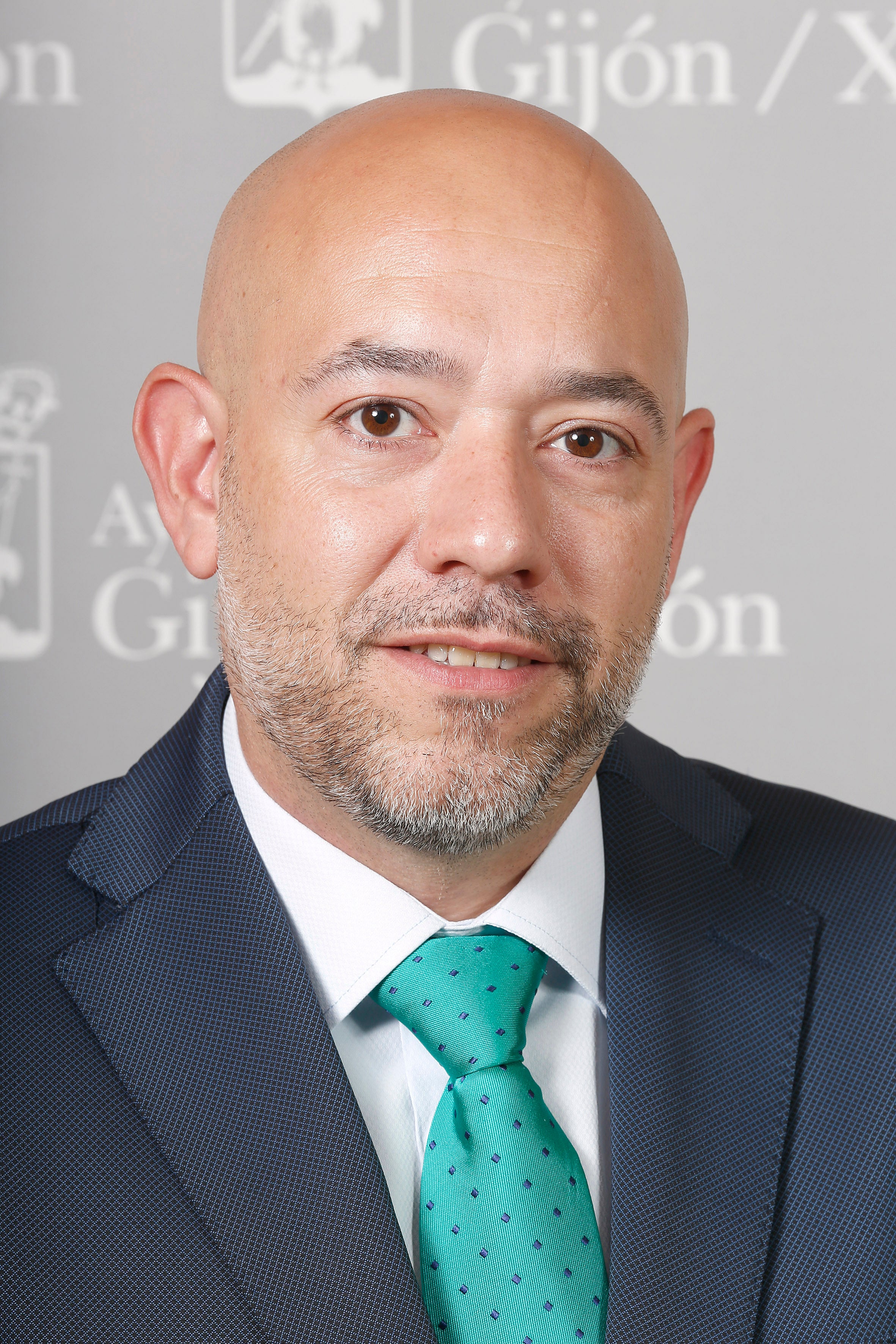 El gobierno asturiano se compromete a estudiar los planteamientos del Ayuntamiento para reducir la contaminación El gobierno asturiano se compromete a estudiar los planteamientos del Ayuntamiento para reducir la contaminación