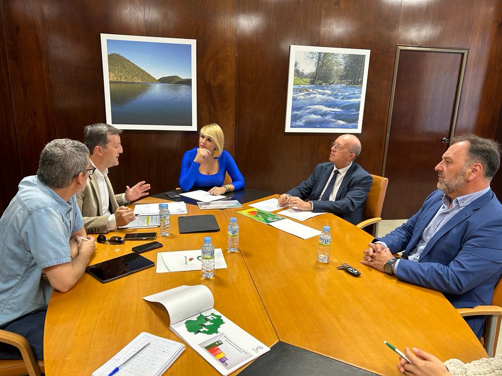 La Junta de Extremadura aplicará el incremento del 0,5 por ciento en noviembre en las retribuciones de sus empleados públicos La Junta de Extremadura aplicará el incremento del 0,5 por ciento en noviembre en las retribuciones de sus empleados públicos