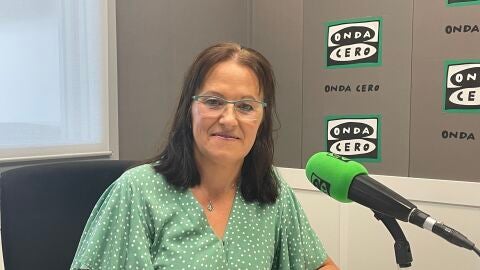 Manoli Mart&iacute;nez, organizadora del Recital 'Poes&iacute;a para la paz'.