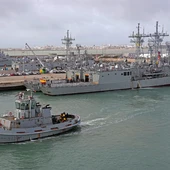 Barcos de la Armada Española en la Base Naval Barcos de la Armada Española en la Base Naval