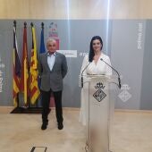 La número tres de Vox en Palma, Sandra Barceló, junto a su líder, Fulgencio Coll