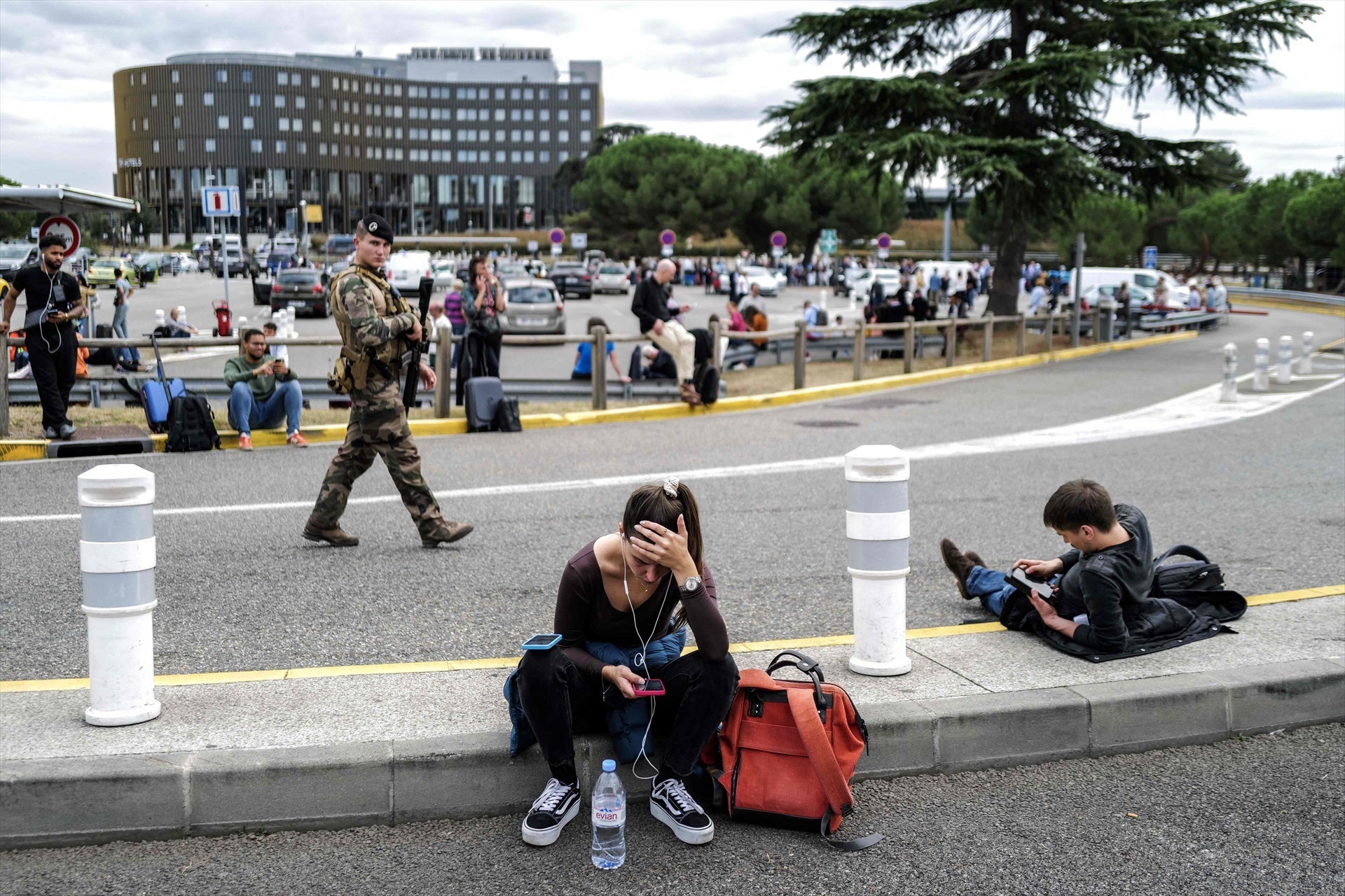 Evacuados de nuevo por amenazas de bomba varios aeropuertos de Francia Evacuados de nuevo por amenazas de bomba varios aeropuertos de Francia