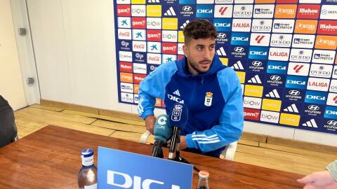 19-10 Camarasa en la sala de prensa de El Requex&oacute;n