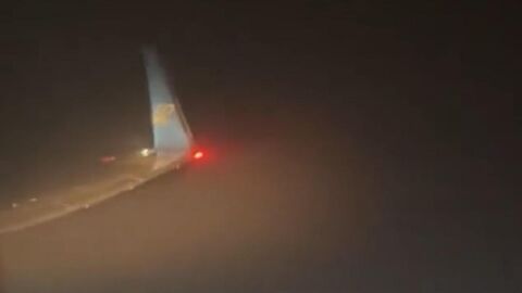 Un rayo impacta contra un avión cuando aterrizaba en Peinador 