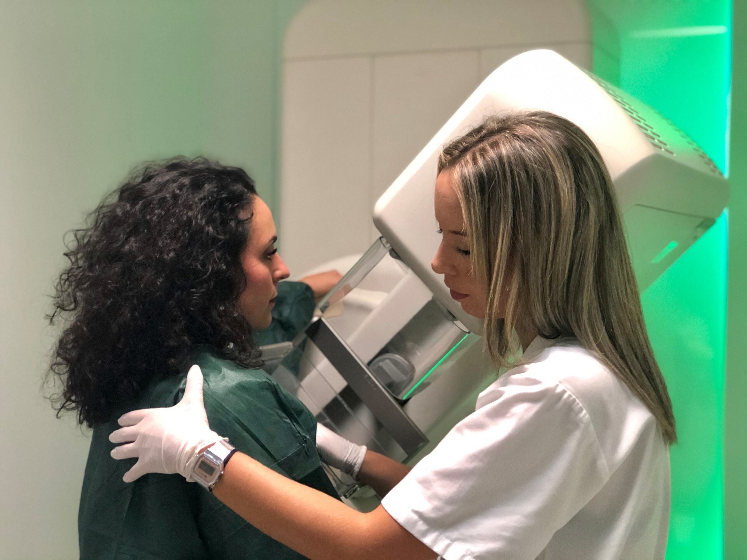 Cáncer de Mama: Hay signos que se detectan en imagen hasta cuatro años antes de presentar síntomas Cáncer de Mama: Hay signos que se detectan en imagen hasta cuatro años antes de presentar síntomas