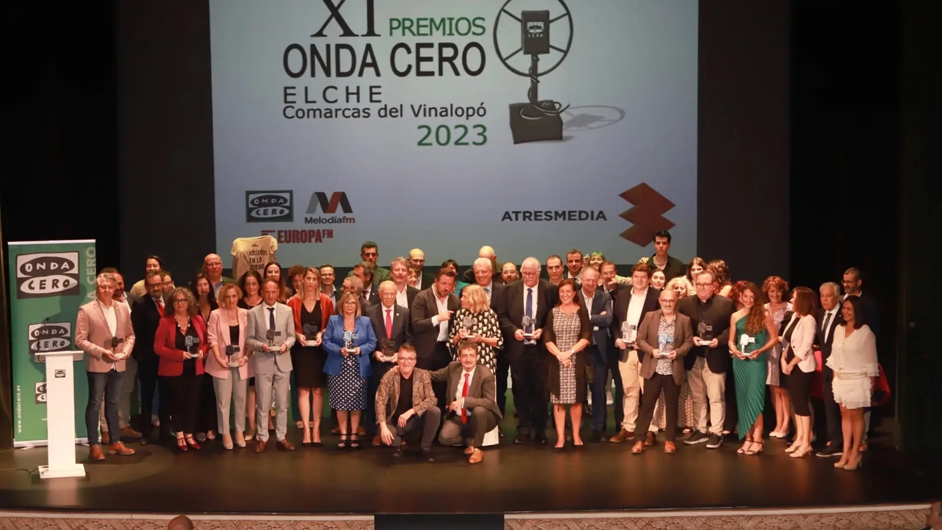 La gala de los XI Premios Onda Cero Elche-comarcas del Vinalopó conjuga reconocimiento y reivindicación 