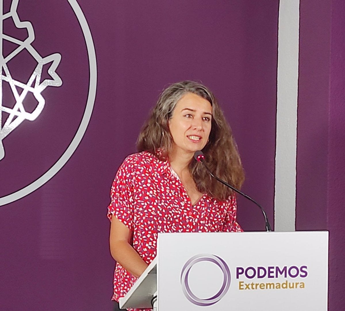 Belarra pide a Feijóo que haga dimitir a la diputada del PP extremeño a la que ha denunciado Irene de Miguel Belarra pide a Feijóo que haga dimitir a la diputada del PP extremeño a la que ha denunciado Irene de Miguel