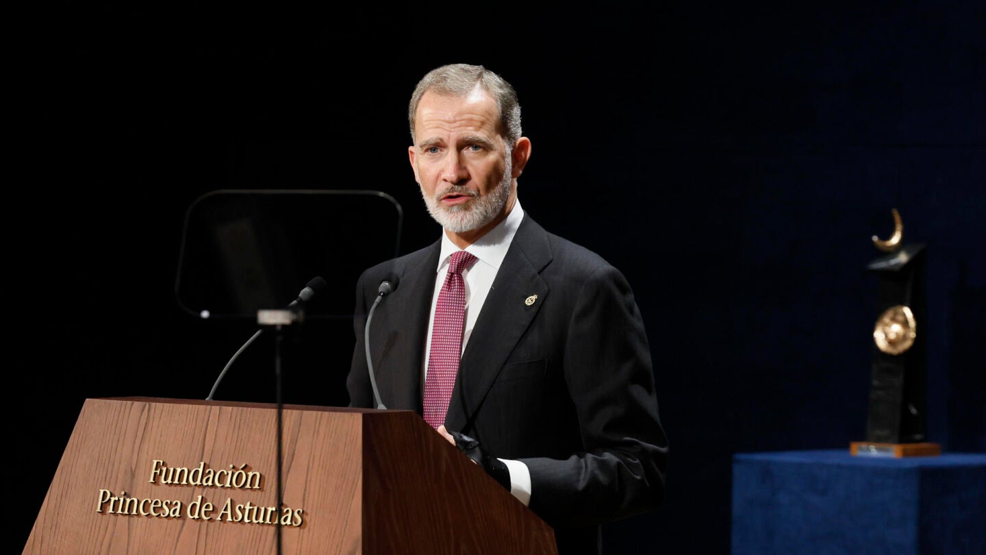 El rey Felipe VI interviene en los Premios Princesa de Asturias. 
