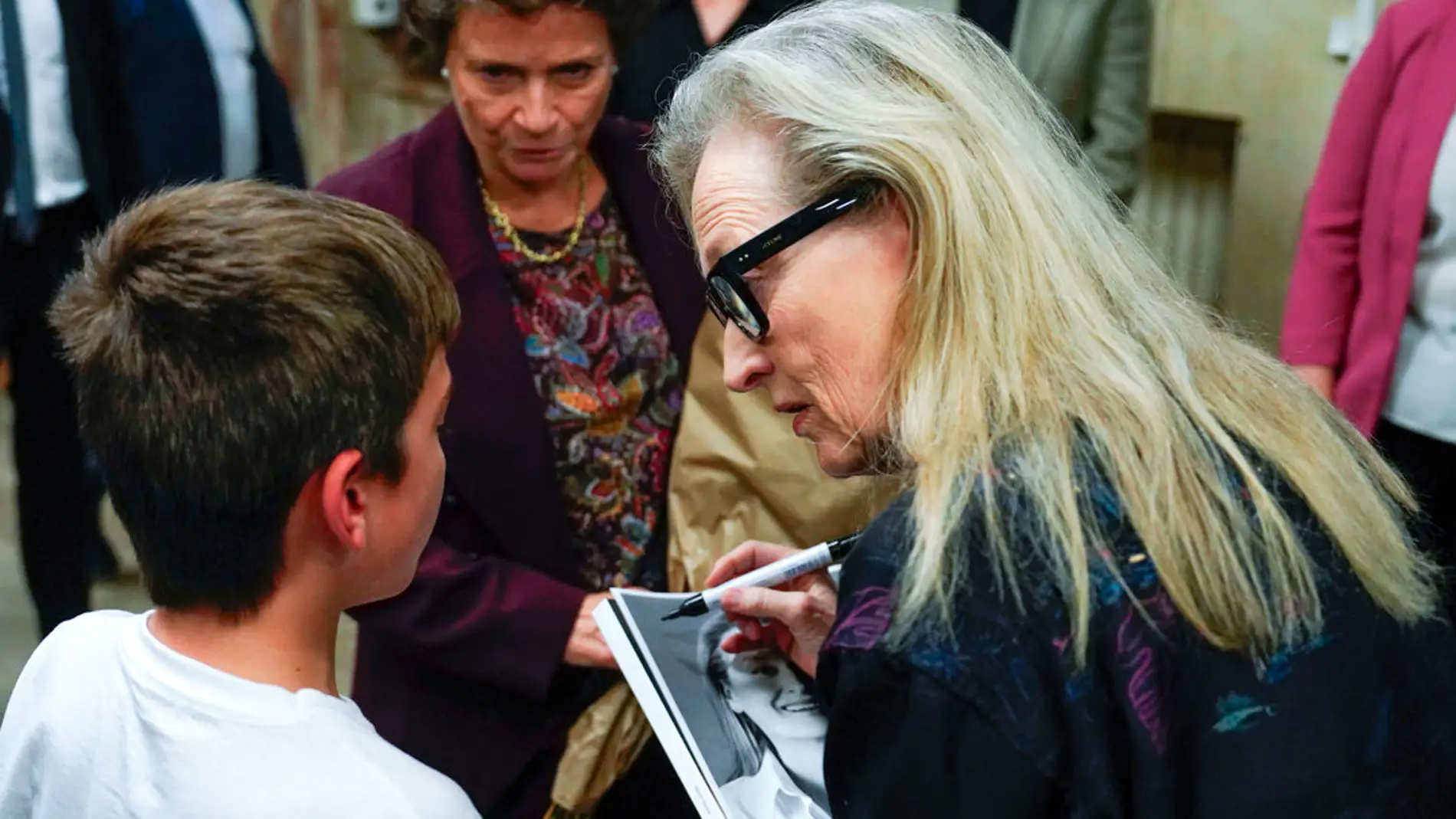 La emoción de Juan, el niño de 10 años que rompió en lágrimas al conocer a Meryl Streep