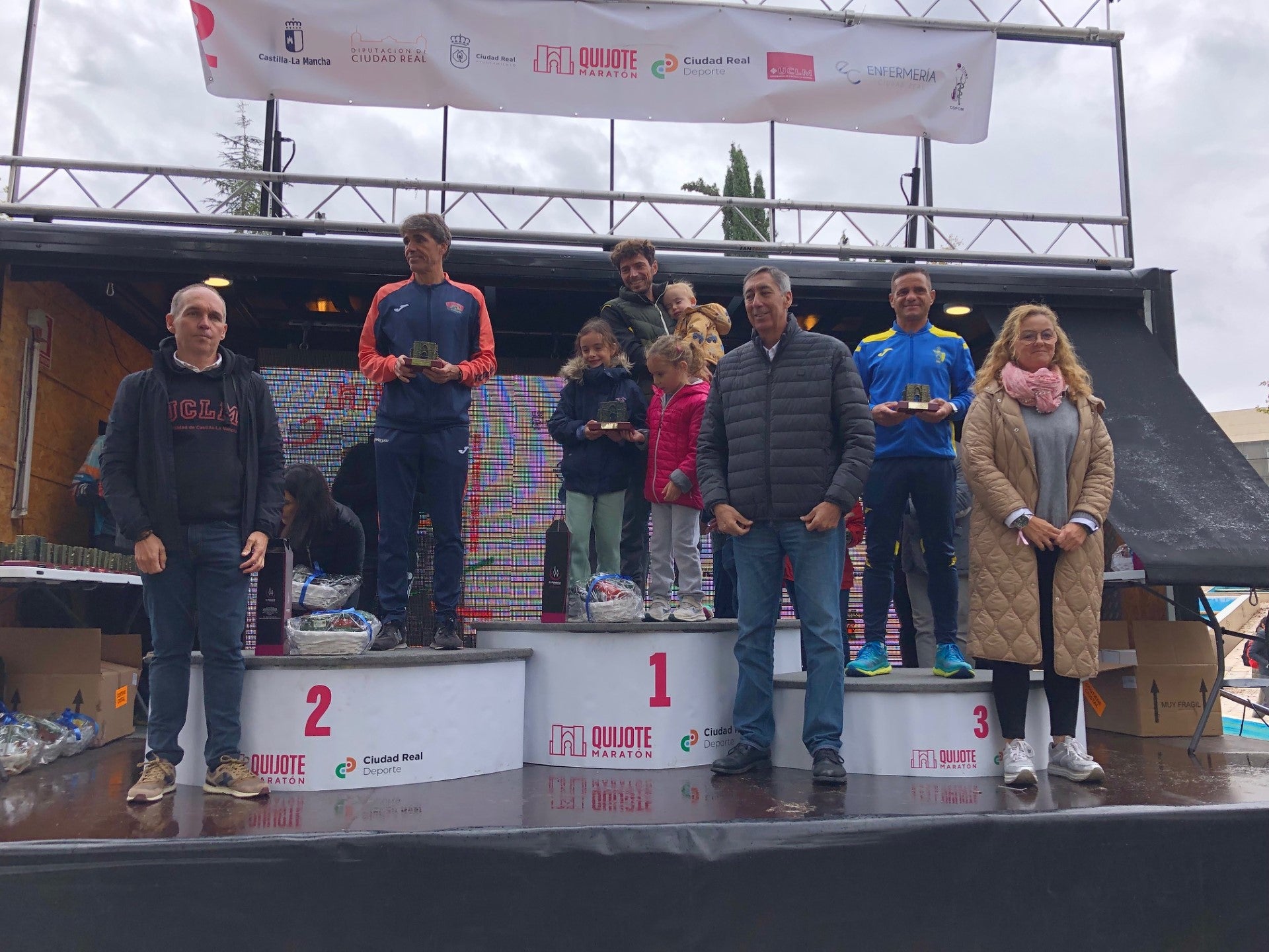 Félix Pont y Laura Galiano, ganadores de la Quijote Maratón de Ciudad Real Félix Pont y Laura Galiano, ganadores de la Quijote Maratón de Ciudad Real