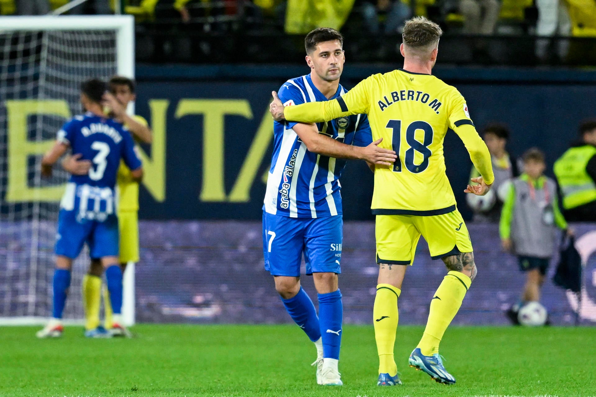 El Villarreal rescata un punto ante un sólido Alavés El Villarreal rescata un punto ante un sólido Alavés