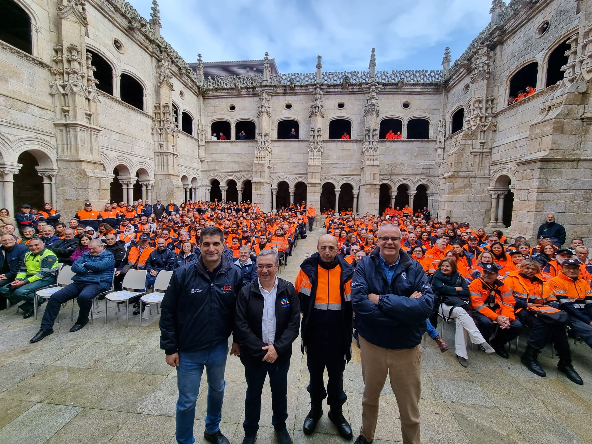 Luis Menor agradece a Protección Civil “a súa entrega xenerosa a prol da seguridade da veciñanza" Luis Menor agradece a Protección Civil “a súa entrega xenerosa a prol da seguridade da veciñanza"
