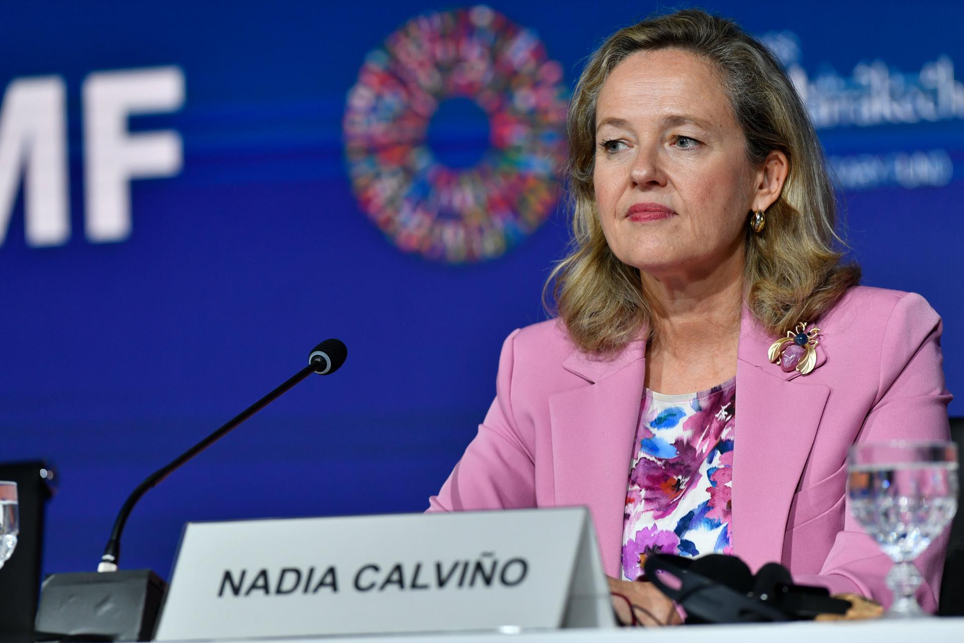 España fue el cuarto país con más deuda sobre PIB de la UE en el segundo trimestre y quinto con más déficit España fue el cuarto país con más deuda sobre PIB de la UE en el segundo trimestre y quinto con más déficit