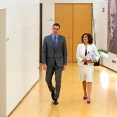 El presidente en funciones Pedro Sánchez junto a la ministra María Jesús Montero El presidente en funciones Pedro Sánchez junto a la ministra María Jesús Montero