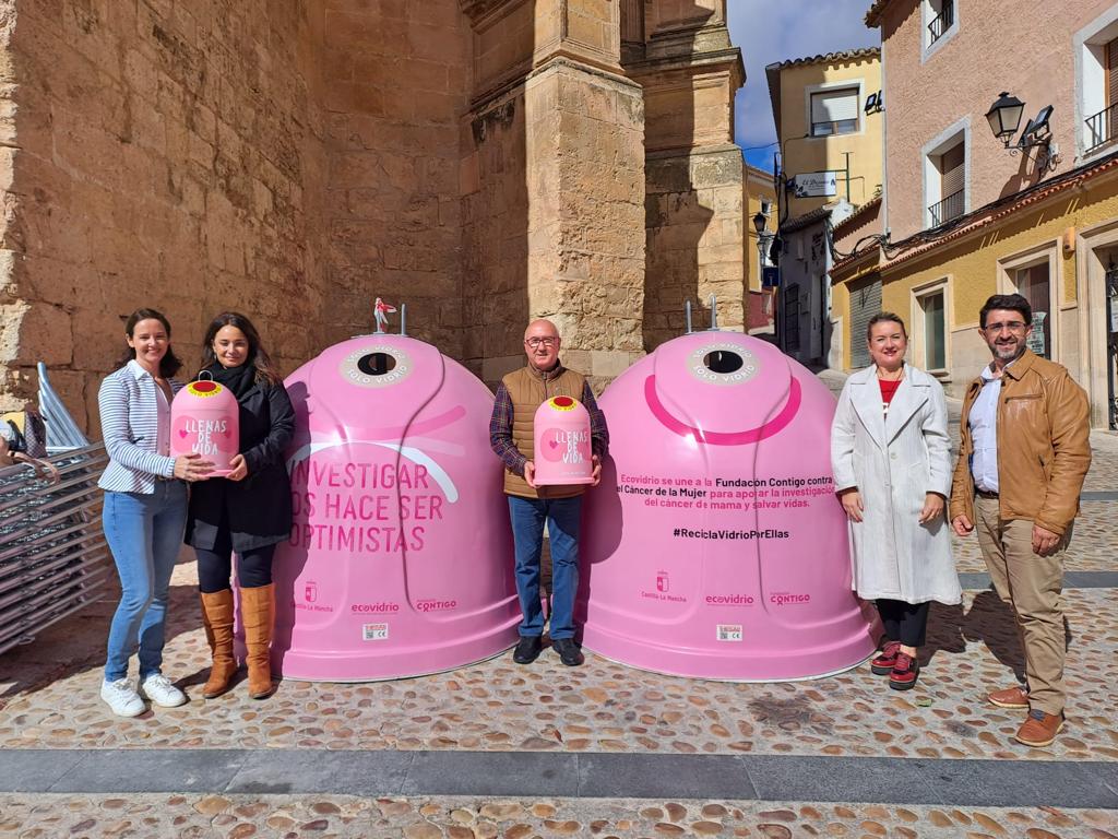 La campaña ‘Recicla Vidrio por ellas’ ,contra el cáncer de mama, sigue su recorrido por la provincia La campaña ‘Recicla Vidrio por ellas’ ,contra el cáncer de mama, sigue su recorrido por la provincia