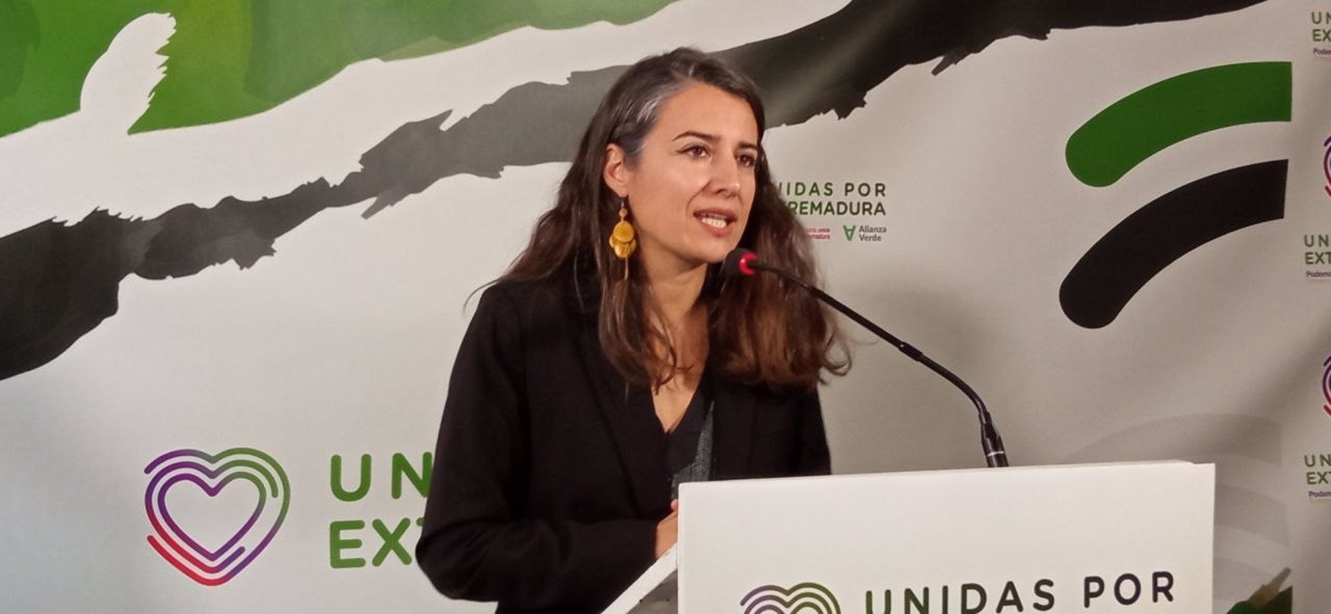 De Miguel insiste en que el PP debería actuar contra Sandra Valencia más allá del "recorrido jurídico" de su denuncia De Miguel insiste en que el PP debería actuar contra Sandra Valencia más allá del "recorrido jurídico" de su denuncia
