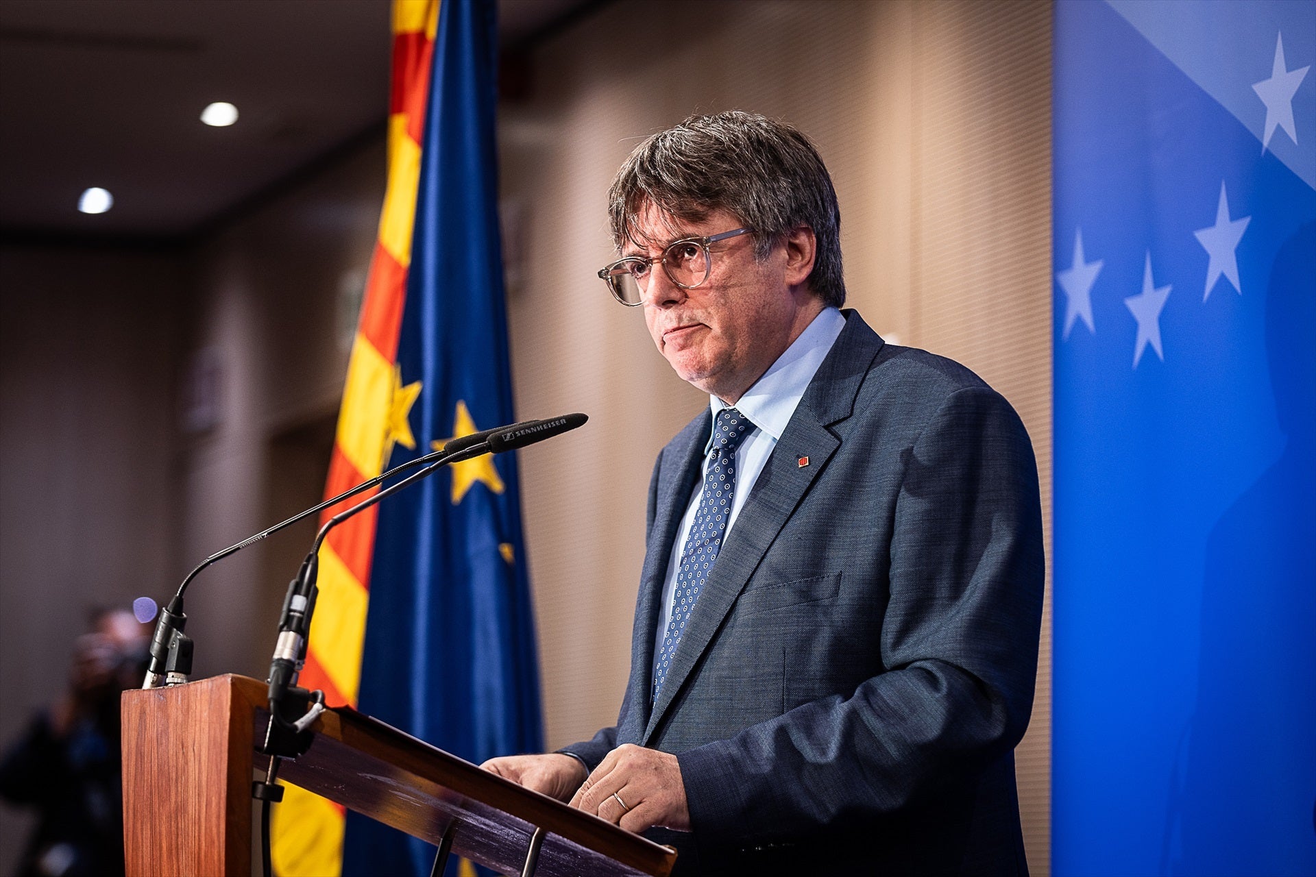 Las bases del Consejo de la República piden a Puigdemont "bloquear" la investidura de Sánchez Las bases del Consejo de la República piden a Puigdemont "bloquear" la investidura de Sánchez