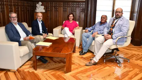 Preparan el centenario de Juan Ávarez de Castro Preparan el centenario de Juan Ávarez de Castro