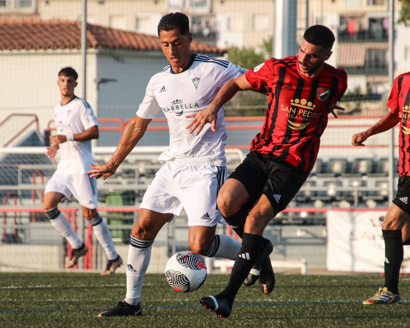 Ya es oficial, el Marbella FC jugará la Copa del Rey en el Antonio Naranjo Ya es oficial, el Marbella FC jugará la Copa del Rey en el Antonio Naranjo