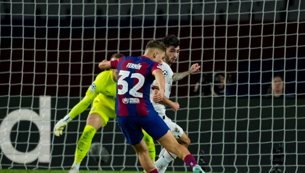 Imagen del gol de Fermín López al Shakhtar