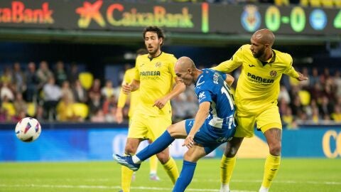 Capoue y Parejo ante el Alav&eacute;s
