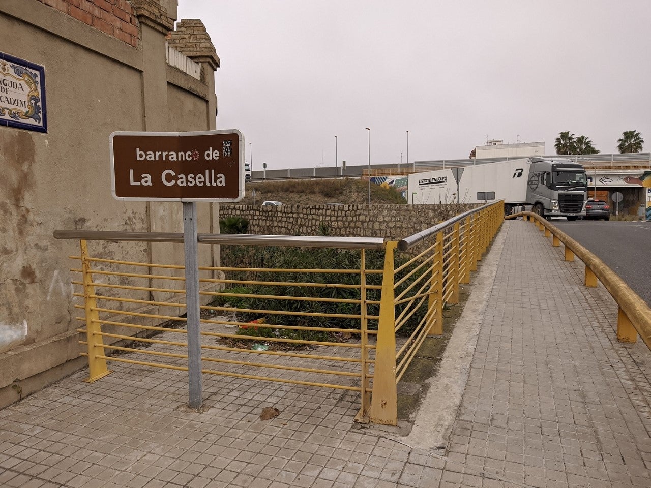 La Federación de Vecinos de Alzira rechaza el nuevo puente de Xàtiva La Federación de Vecinos de Alzira rechaza el nuevo puente de Xàtiva