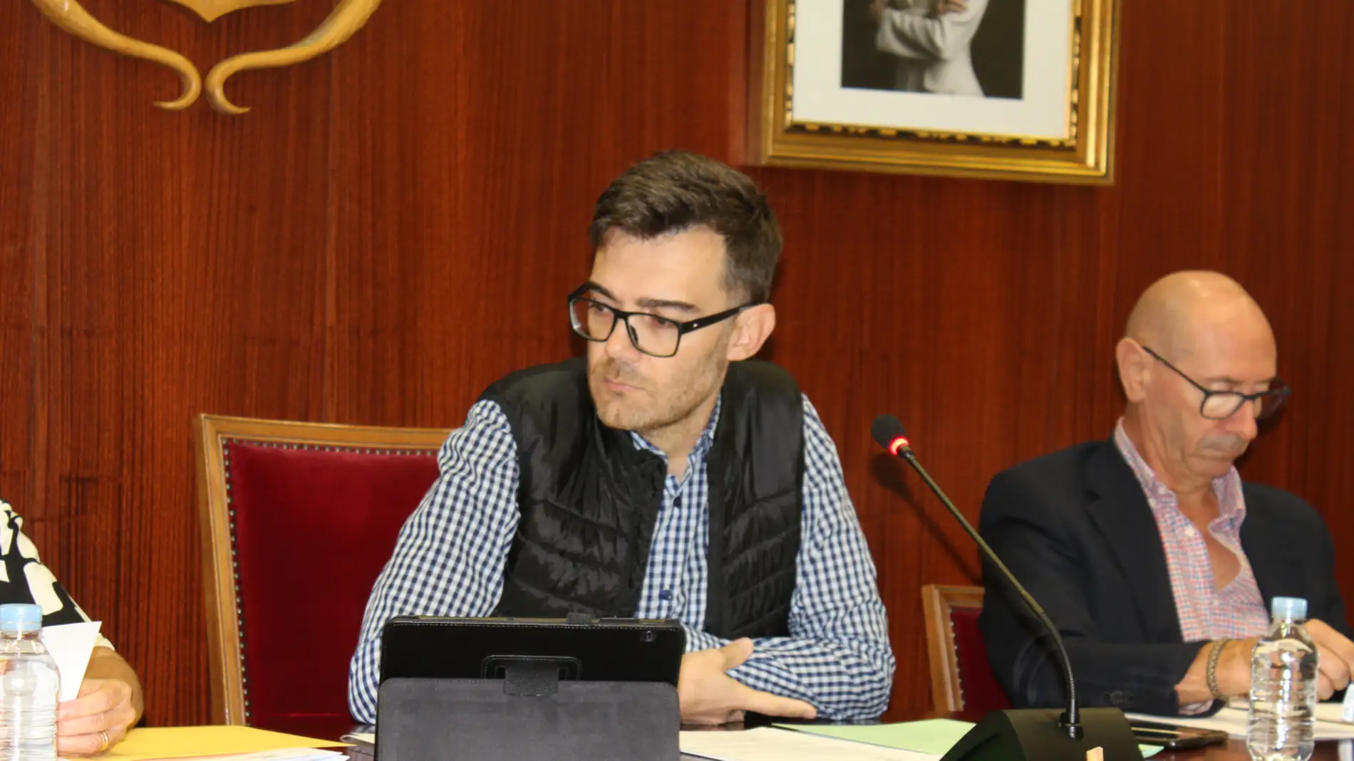  Fran Martínez, alcalde de Novelda durante el pleno del Ayuntamiento. 