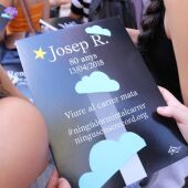 Placa que recorda una de les persones sense llar que ha mort els darrers anys