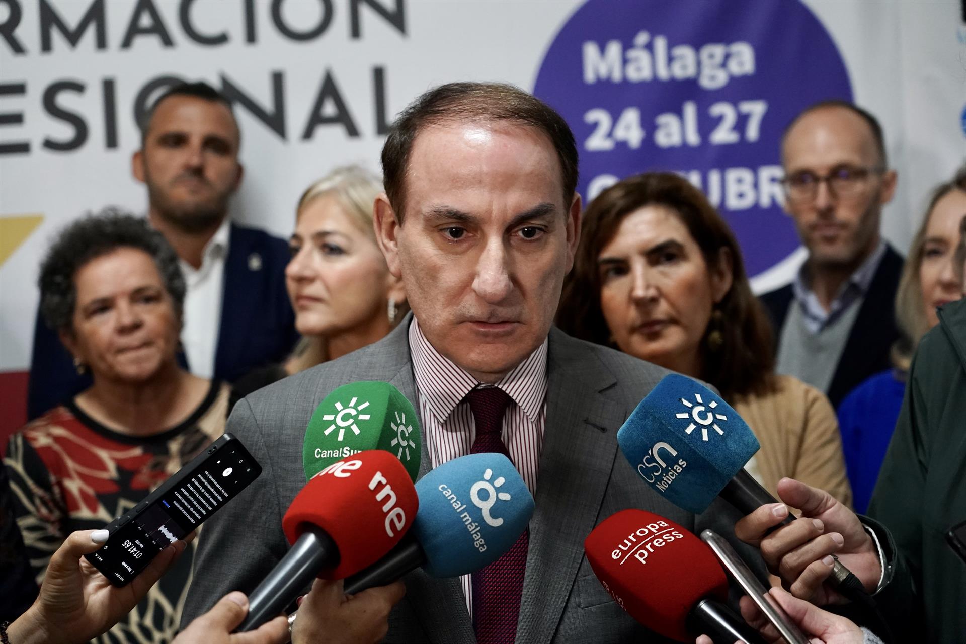 Empresarios, preocupados por la falta de Presupuestos: "Las inversiones del Estado se van a frenar" Empresarios, preocupados por la falta de Presupuestos: "Las inversiones del Estado se van a frenar"