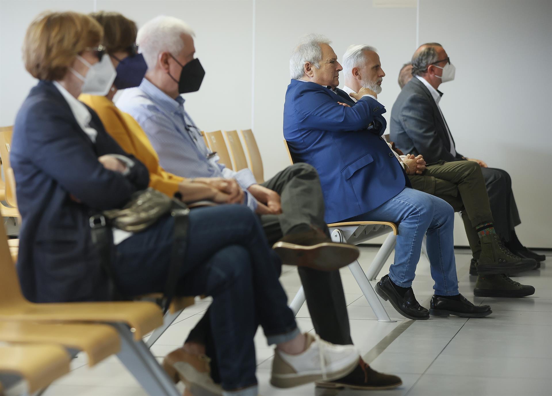 El PP exige disculpas tras la absolución de Rus mientras que Baldoví considera que le ha tocado la lotería El PP exige disculpas tras la absolución de Rus mientras que Baldoví considera que le ha tocado la lotería