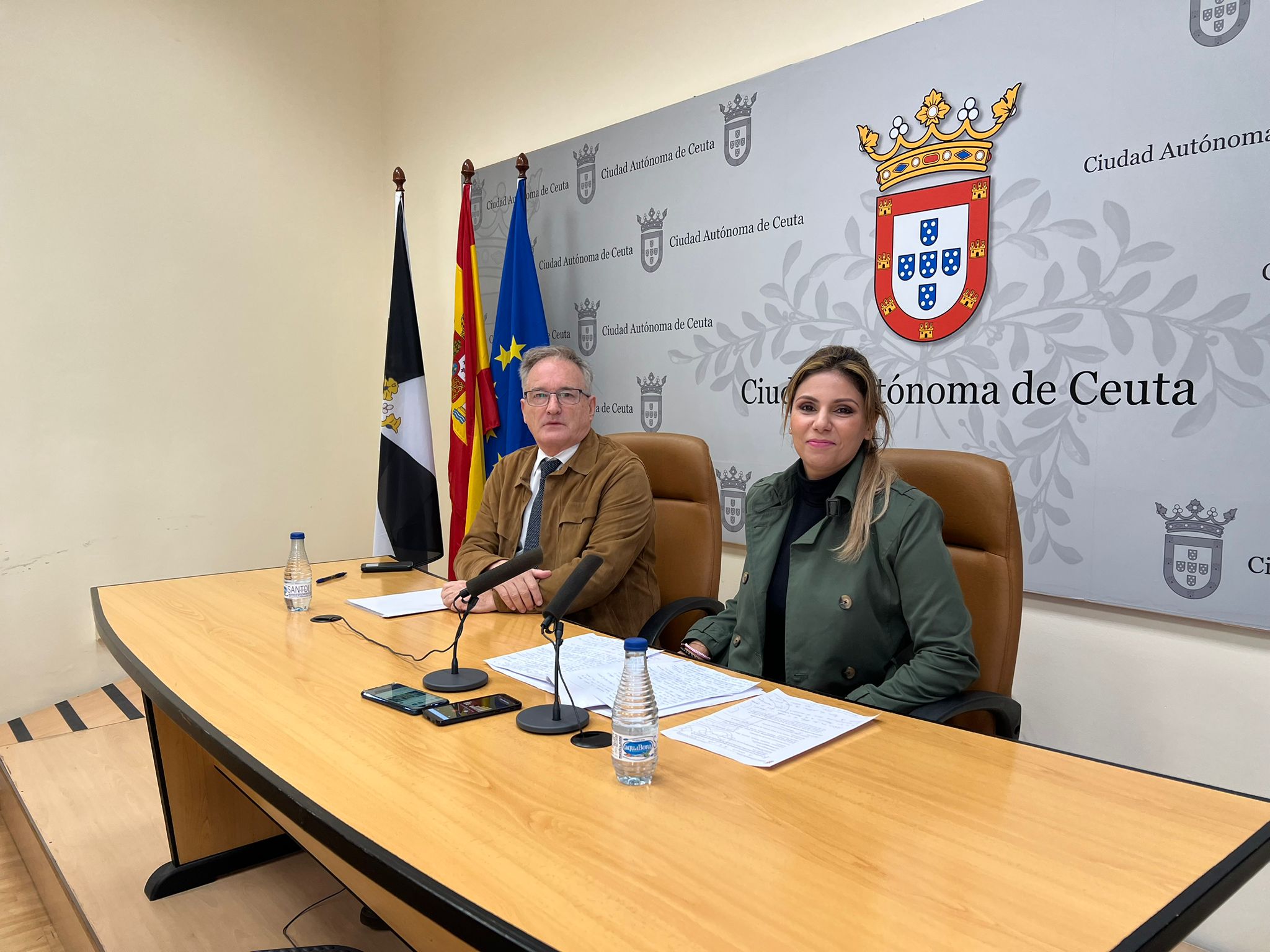 En Ceuta, Sanidad e INGESA preparan la campaña de vacunación contra la gripe y el COVID-19 En Ceuta, Sanidad e INGESA preparan la campaña de vacunación contra la gripe y el COVID-19