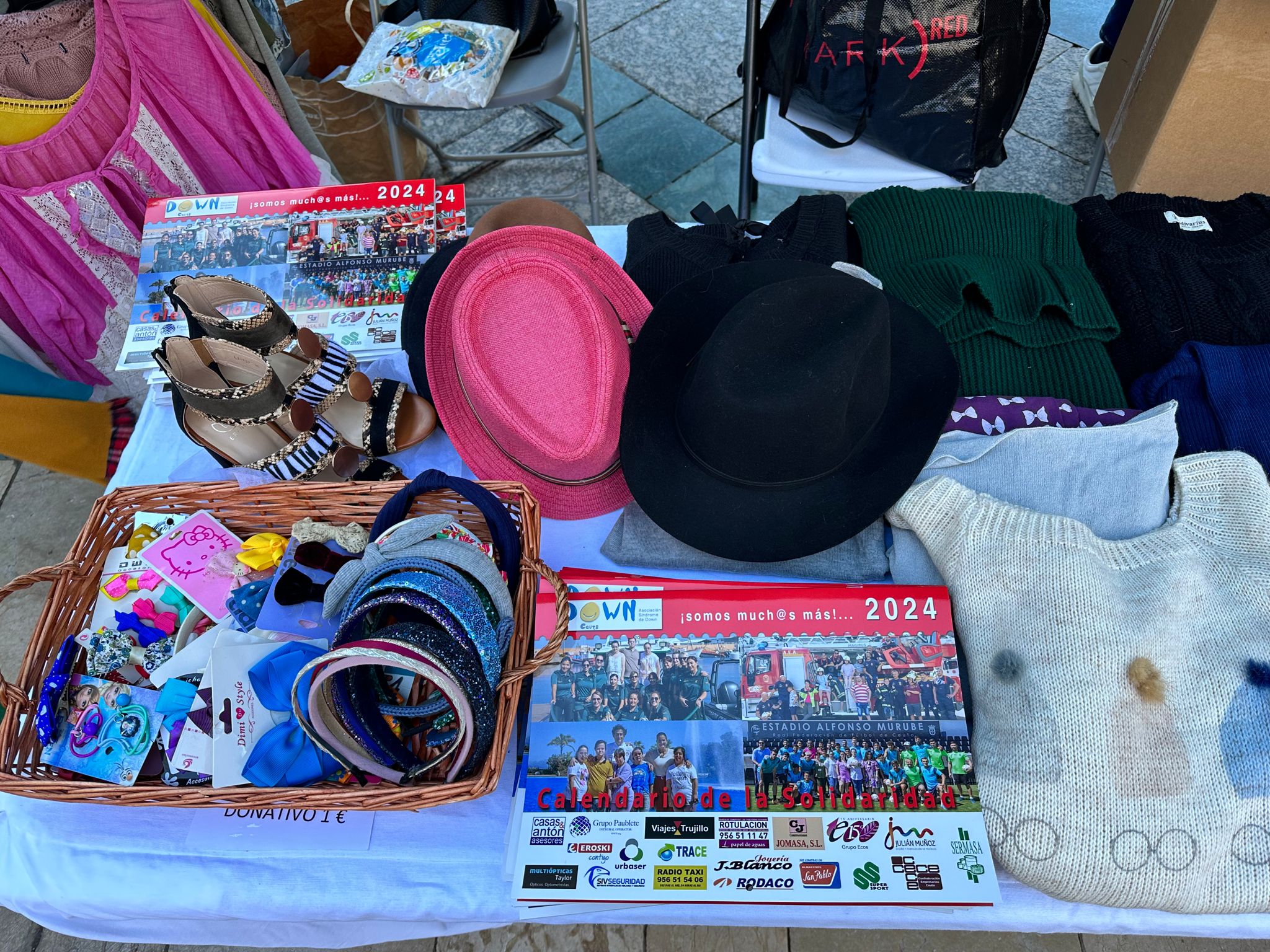 La asociación 'Down Ceuta' instala un mercadillo solidario en pro de la inclusión y visibilización La asociación 'Down Ceuta' instala un mercadillo solidario en pro de la inclusión y visibilización