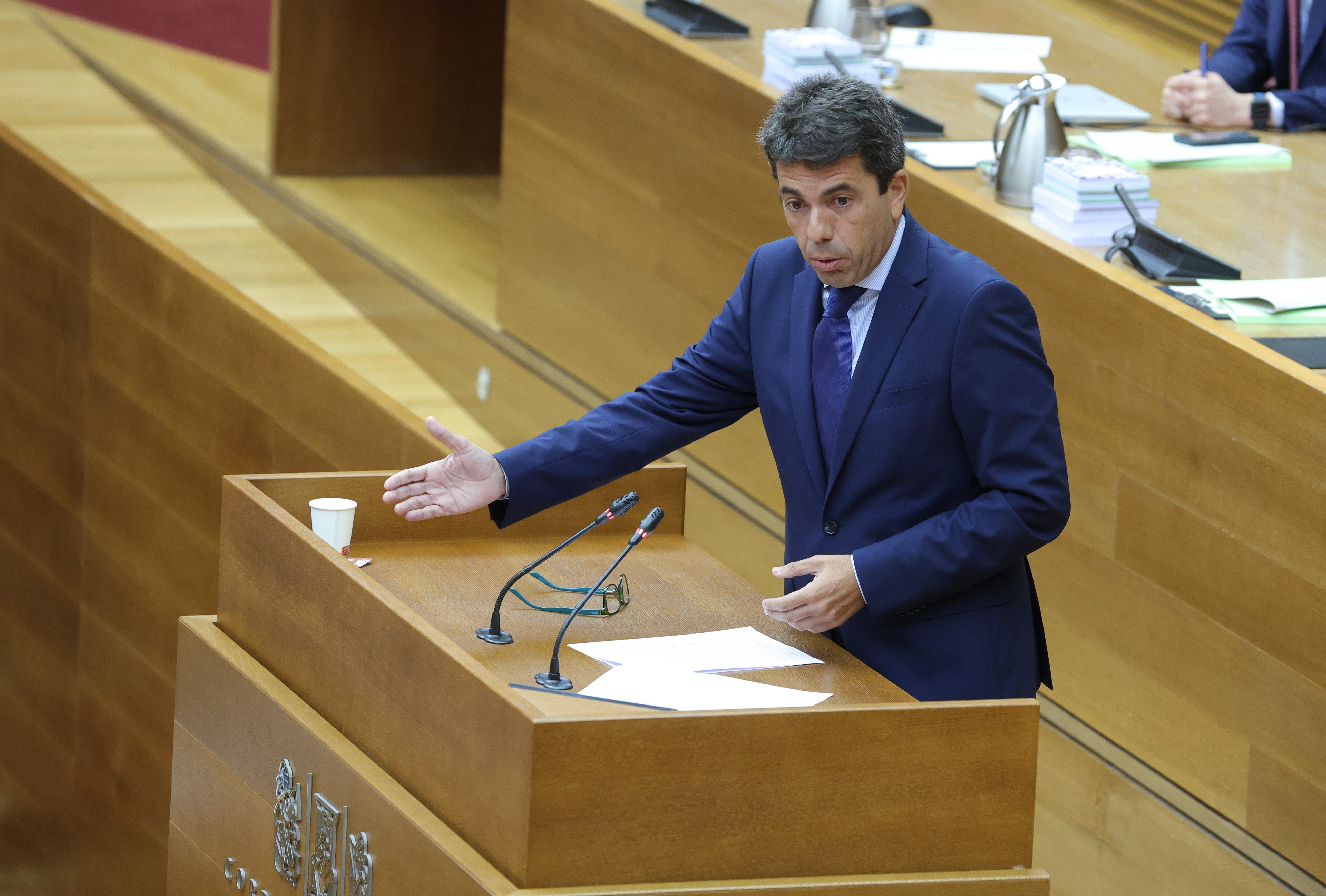 Carlos Mazón: "Si hay amnistía, la Generalitat Valenciana irá al Tribunal Constitucional" Carlos Mazón: "Si hay amnistía, la Generalitat Valenciana irá al Tribunal Constitucional"