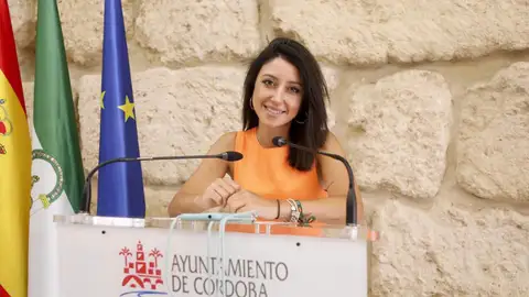 Cintia Bustos Cintia Bustos