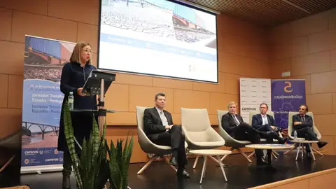 La Junta trabaja en una Estrategia del Agua para garantizar un buen abastecimiento en toda Extremadura La Junta trabaja en una Estrategia del Agua para garantizar un buen abastecimiento en toda Extremadura