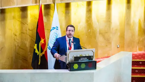El benidormense Agustín Almodóbar, elegido miembro del Comité Ejecutivo de la Unión Interparlamentaria El benidormense Agustín Almodóbar, elegido miembro del Comité Ejecutivo de la Unión Interparlamentaria
