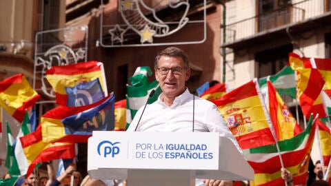 El l&iacute;der del PP, Alberto N&uacute;&ntilde;ez Feij&oacute;o, durante un acto en M&aacute;laga