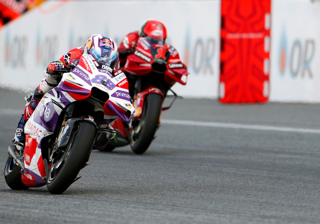 Jorge Martín hace doblete en Tailandia y recorta 14 puntos al líder Bagnaia Jorge Martín hace doblete en Tailandia y recorta 14 puntos al líder Bagnaia