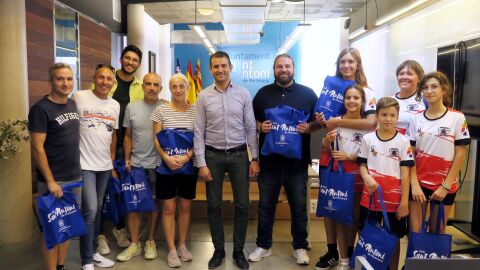 Sant Antoni de Portmany recibe a sus atletas y patinadores más destacados en campeonatos nacionales Sant Antoni de Portmany recibe a sus atletas y patinadores más destacados en campeonatos nacionales