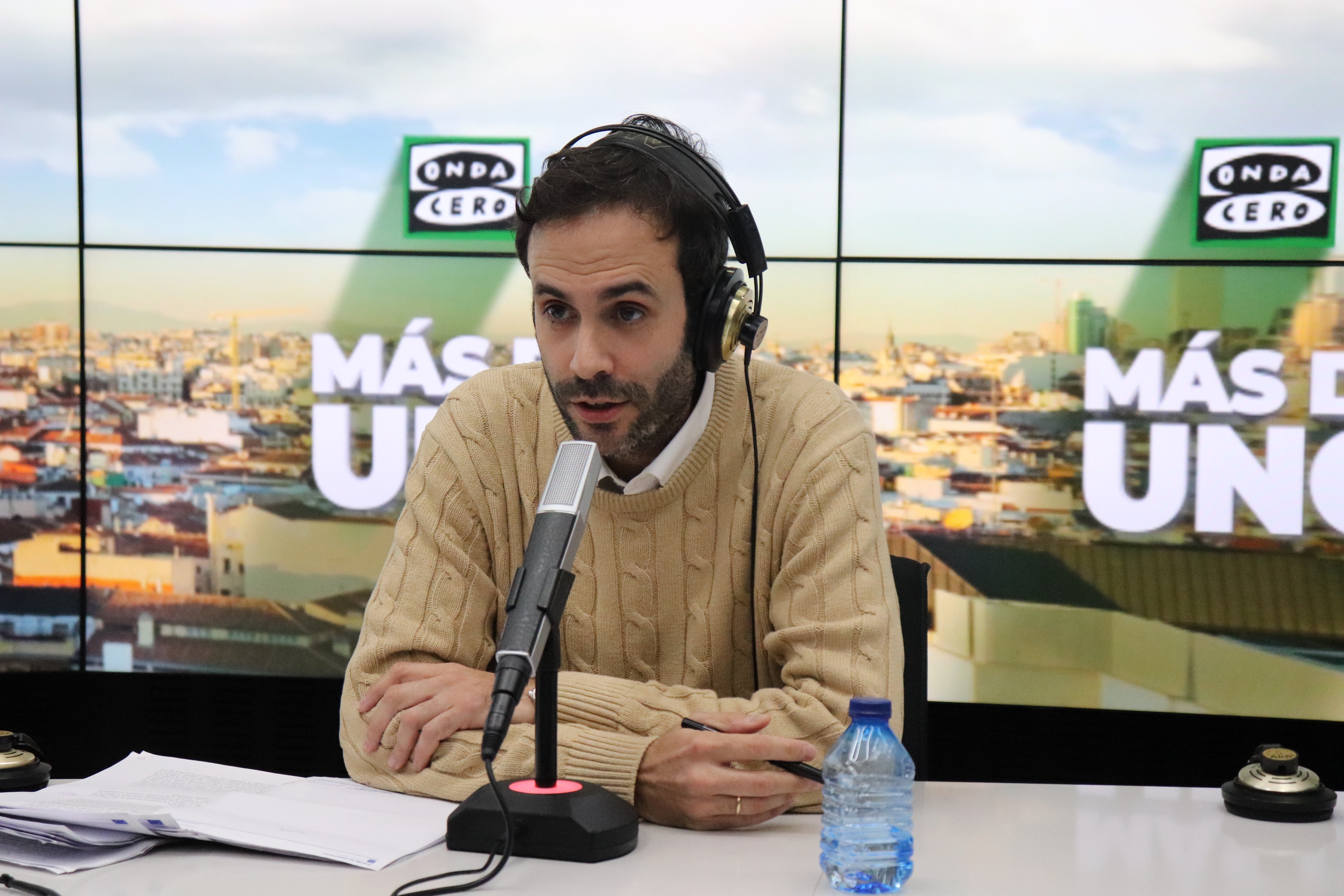 El dilema de Jorge Freire: ¿Cómo le digo a un amigo que mis amigos no quieren quedar con él? El dilema de Jorge Freire: ¿Cómo le digo a un amigo que mis amigos no quieren quedar con él?