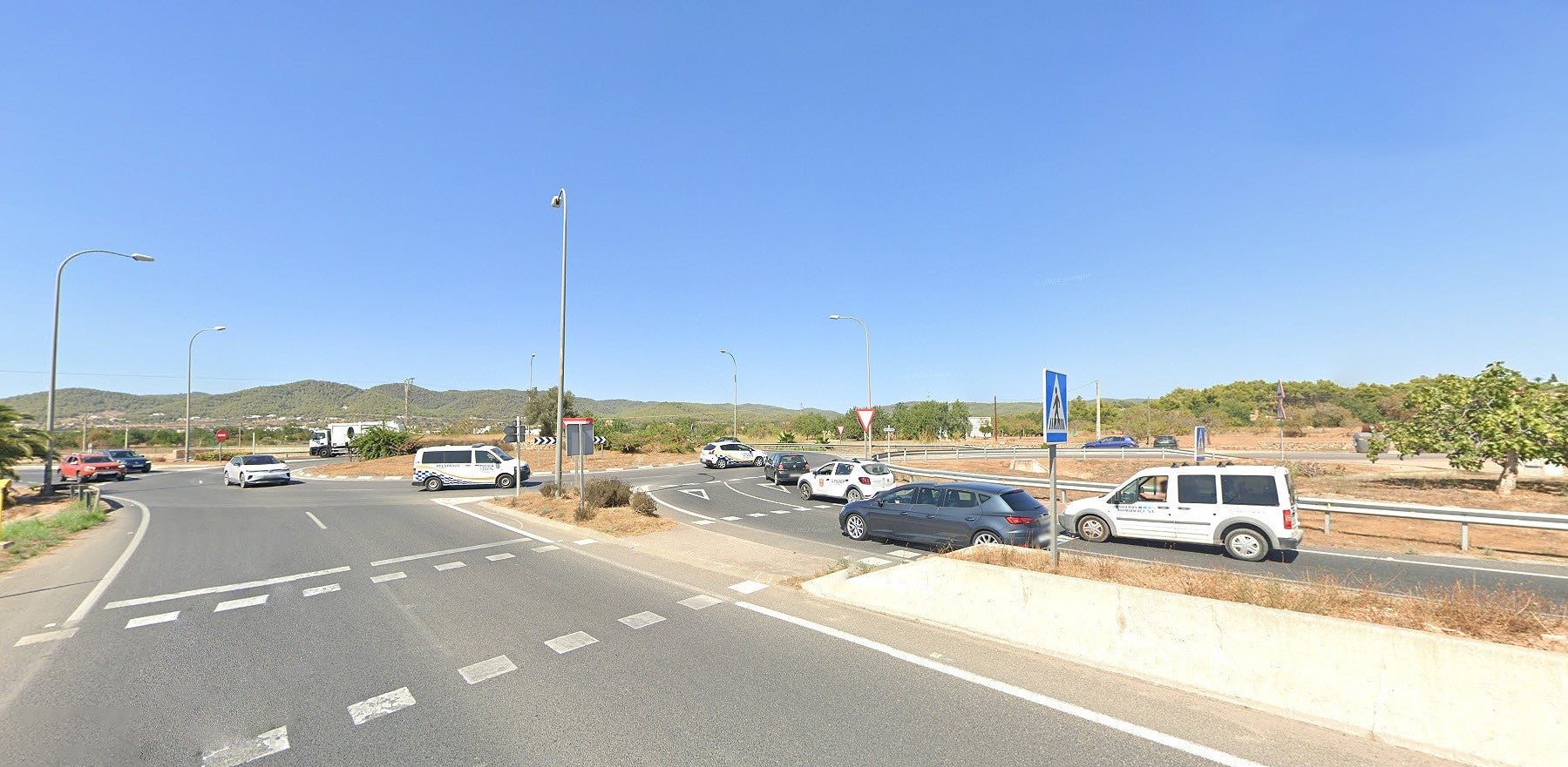 El Consell de Ibiza adjudica la redacción del proyecto para la mejora de la seguridad en los barrios de Can Bonet y Can Guillamó El Consell de Ibiza adjudica la redacción del proyecto para la mejora de la seguridad en los barrios de Can Bonet y Can Guillamó