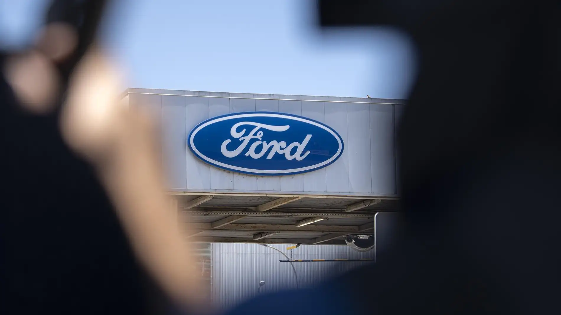 UGT en Ford abierto a negociar un ERE si la empresa marca nuevas fechas para la electrificación