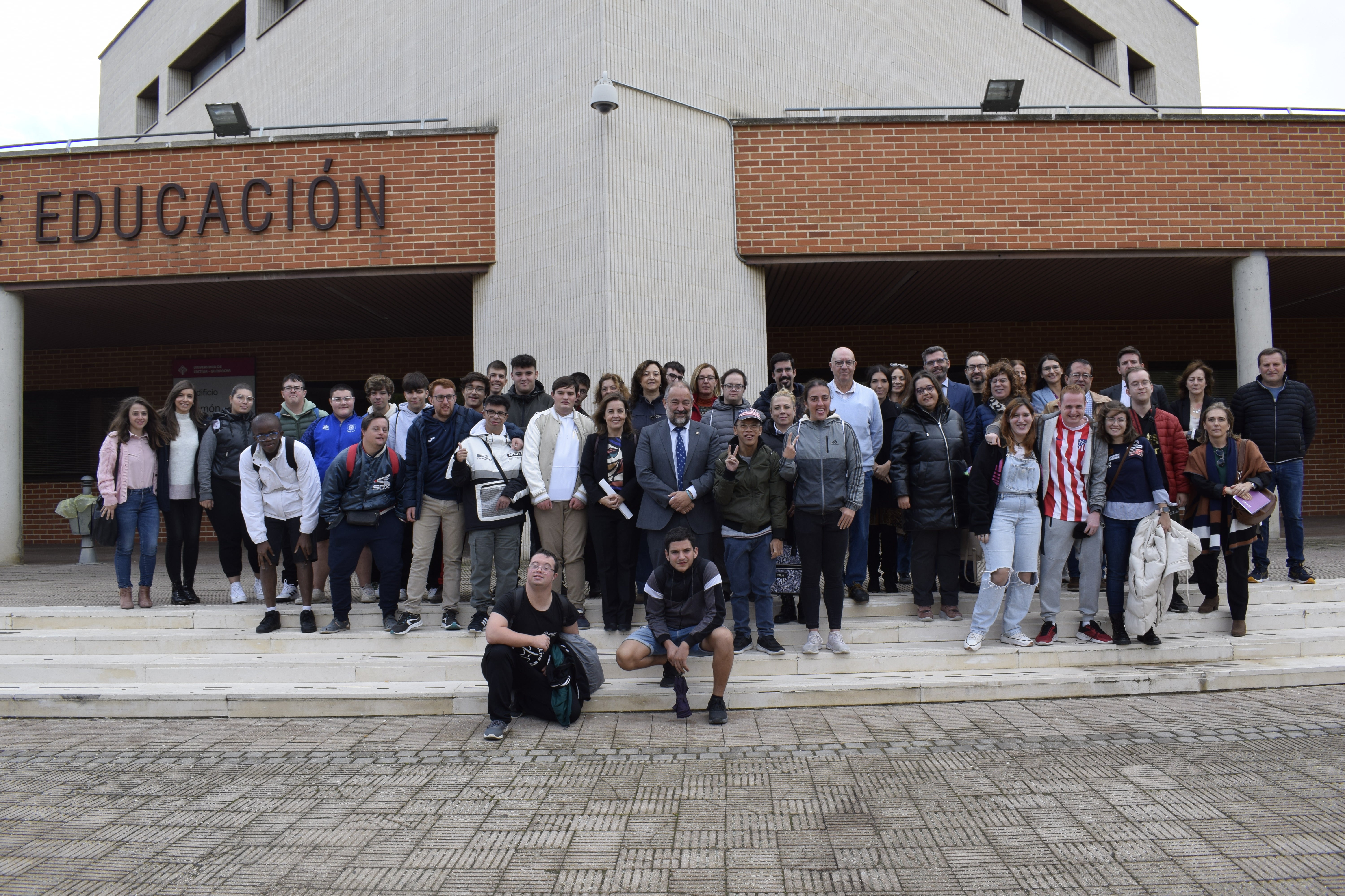 Una veintena de estudiantes se formarán en la séptima edición del programa Incluye e Inserta UCLM Una veintena de estudiantes se formarán en la séptima edición del programa Incluye e Inserta UCLM