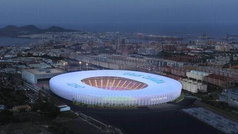 Vista aérea simulada del Estadio de Gran Canaria tras la isntalación de la nueva cubierta proyectada 