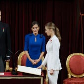 La princesa Leonor jura la Constitución ante la presidenta del Congreso