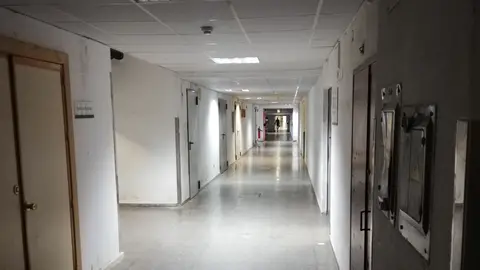 Pasillo de una de las plantas del Hospital Perpetuo Socorro Pasillo de una de las plantas del Hospital Perpetuo Socorro