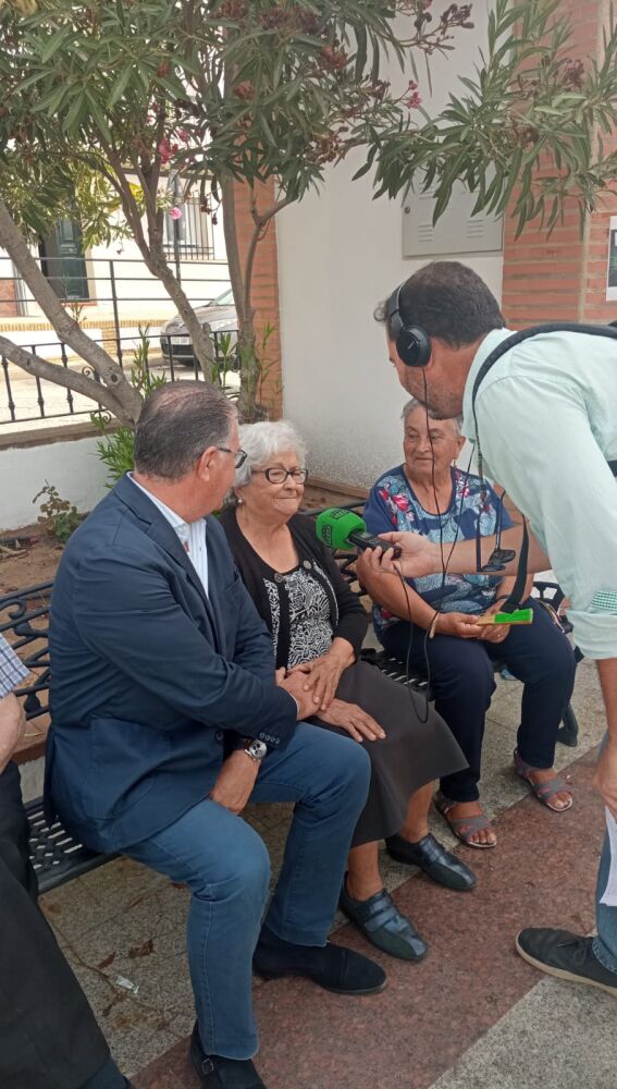 Durante el programa intervinieron algunos vecinos de la localidad.